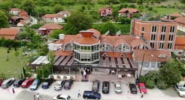 Готель Zormaris-M Вранє Екстер'єр фото